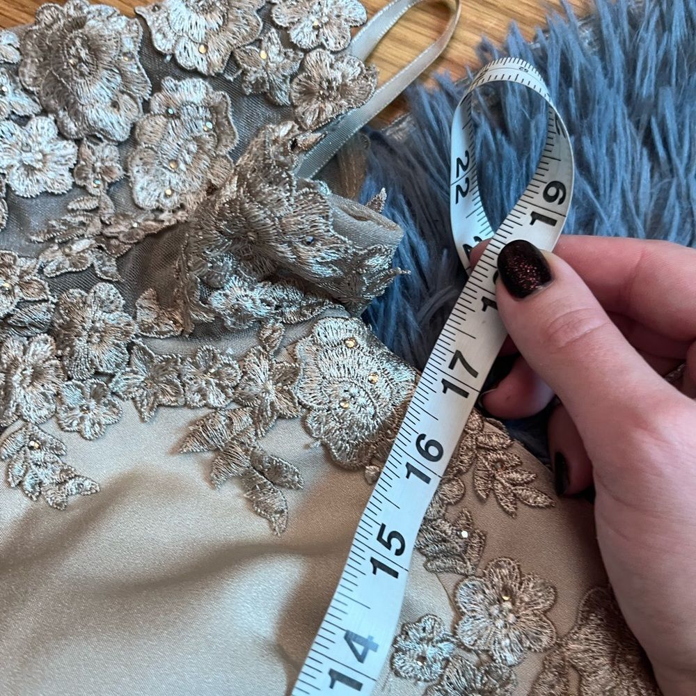 La Femme Satin Evening Dress with Lace and Scoop Neckline Size 8 - Picture 4 of 7